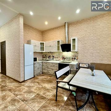 Миколи Ушакова вул., 1-Д