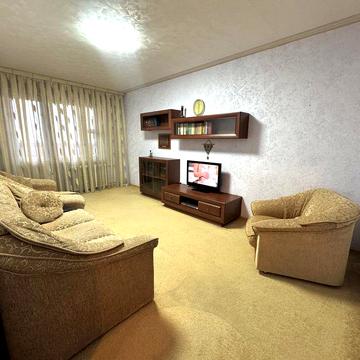 Продам 3 кімнатну квартиру Червоної калини, Маяковського.