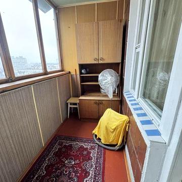 Продам 3 кімнатну квартиру Червоної калини, Маяковського.