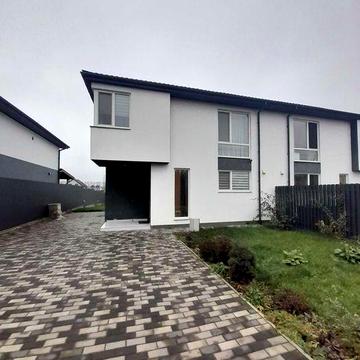 Без комісії, 105м², 4 кімнати, 6 соток, підвал