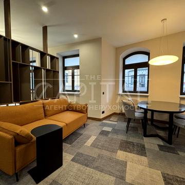 Гончарна вул., 3