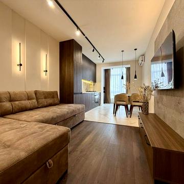 Стильна однокімнатна з кухнею-студією в центрі! 3 поверх, 42м2! ЖК Містечко Центральне