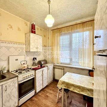 Нескорених вул., 15б