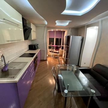 2 комнатная квартира на Крымском бульваре