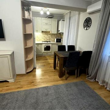 Оренда простороі 1,5 к Боздош , біля парку  . + спальня