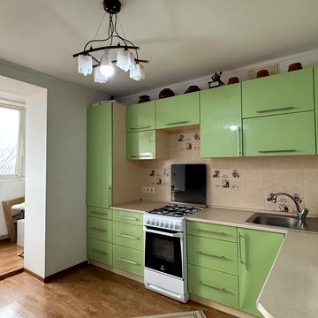 Крайна вул., 1В