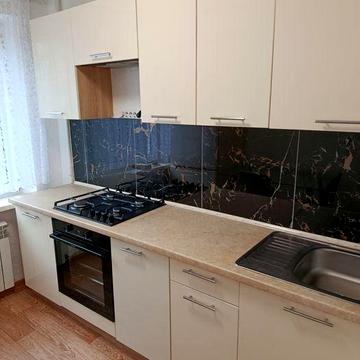 Продам 2 кімнатну квартиру на Добровольського з ремонтом.