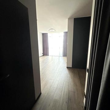 Джона Маккейна вул. (Івана Кудрі), 1