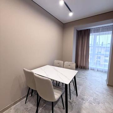 Вячеслава Чорновола вул., 94-Е