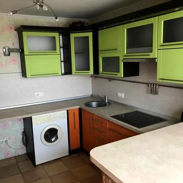 Олега Мудрака вул. (Генерала Наумова), 33