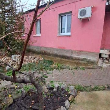 Продам добротний господарський будинок в м. Чугуїв