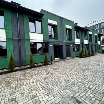 Дуже крутий таун хаус