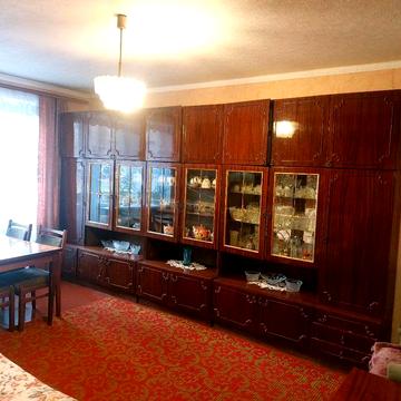 Продам 3 кімнатну квартиру на Кондратьєва в цегляному будинку