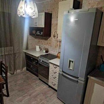 Продається 3-кімнатна квартира в центрі м. Бучі