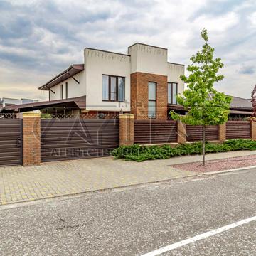 Виноградна вул.