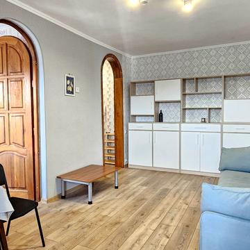 Оболонський просп., 27-А