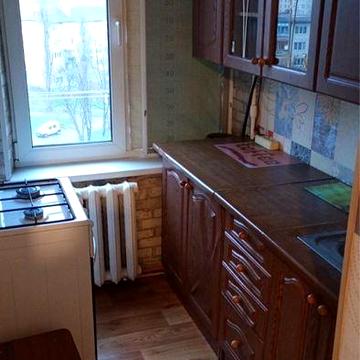 Празька 17 , однокімнатна квартира .