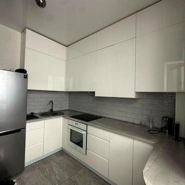 Однокімнатна квартира з ремонтом! Без комісії!