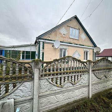 Продаж будинку!!смт Володарка!!