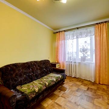 Джона Ленона вул., 33