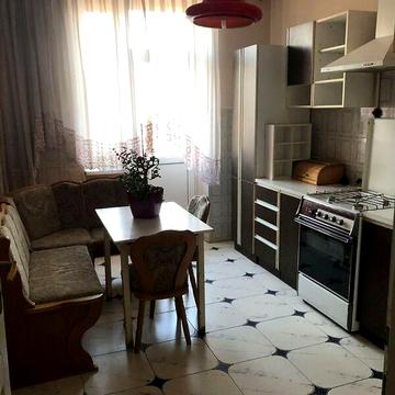 Довгострокова оренда 3к Квартира Українська вулиця