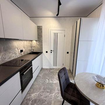 Квартира з новим ремонтом біля набережної! Державні програми-так!