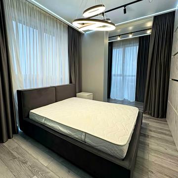 Зоряний бульв., 1м