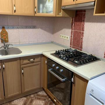 Голосіївський просп. (40-річчя Жовтня), 100/2