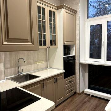 Продам стильну 2-кімнатну квартиру в центрі!