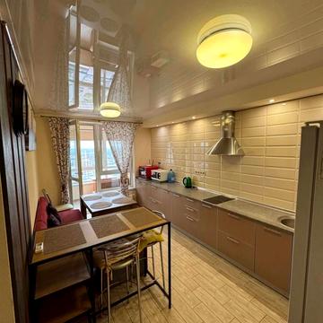 Зарічна вул., 1-Б