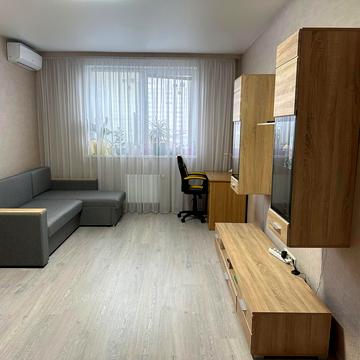 Богданівська вул., 7-Б