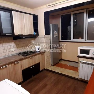 Перемоги просп., 62г