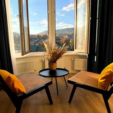 м.Яремче, Карпати, 1к. сучасна квартира, гори, річка, помісячно, центр