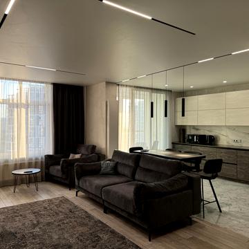 Микільсько-Слобідська вул., 8