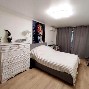 Продам 2-х квартиру Пилипа Орлика,пр.Поля, Богдана Хмельницкого