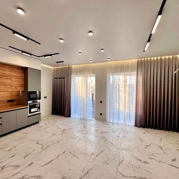 Продаж будинок таунхаус в закритому містечку набережна озеро