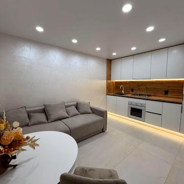 Андрія Сахарова вул., 10