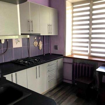 ЦЕНА СНИЖЕНА ! Продам двухкомнатную квартиру-студию по улице Красная