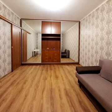 Олександра Довженка вул., 16-Б