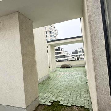 Євгена Чикаленка вул., 93/1