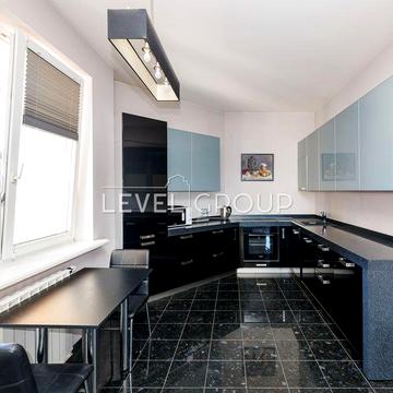 Видова 2-кімнатна квартира біля Дніпра, 78 м², Оболонський район