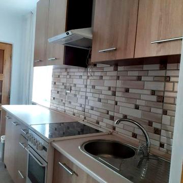 Довгострокова оренда 3-кім. квартири в особняку