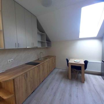 Центр здам теплу затишну квартиру поруч вокзал