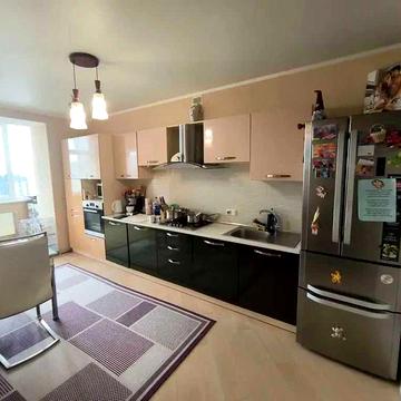 Продаж 3к квартири 80 м2 з ремонтом, вул.П.Мирного,Озерна. Ціна 88000$