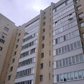 Продається простора квартира від власника