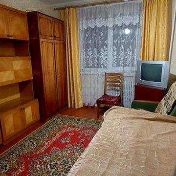 Сдам СВОИ  2 комнаты  в 3-х комн кв. Зубарева 35А