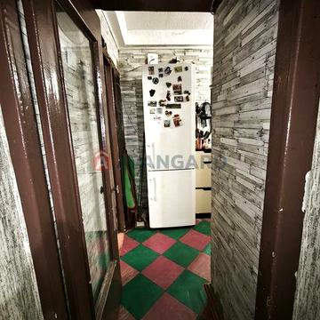 Продається 2-кімнатна квартира в тихому районі Черемушки.