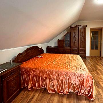 Оренда 4к будинок. Передмістя.