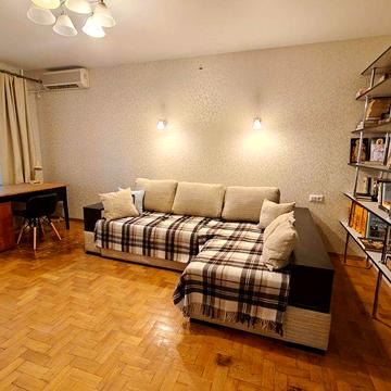 Зручно добиратися до  метро Дарниця, Лівобережна, Почайна