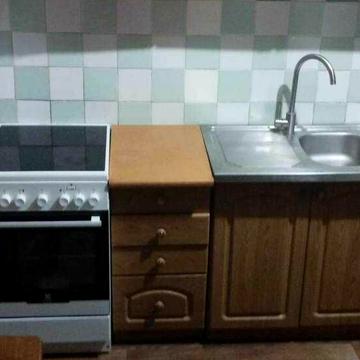 Райдужна вул., 1